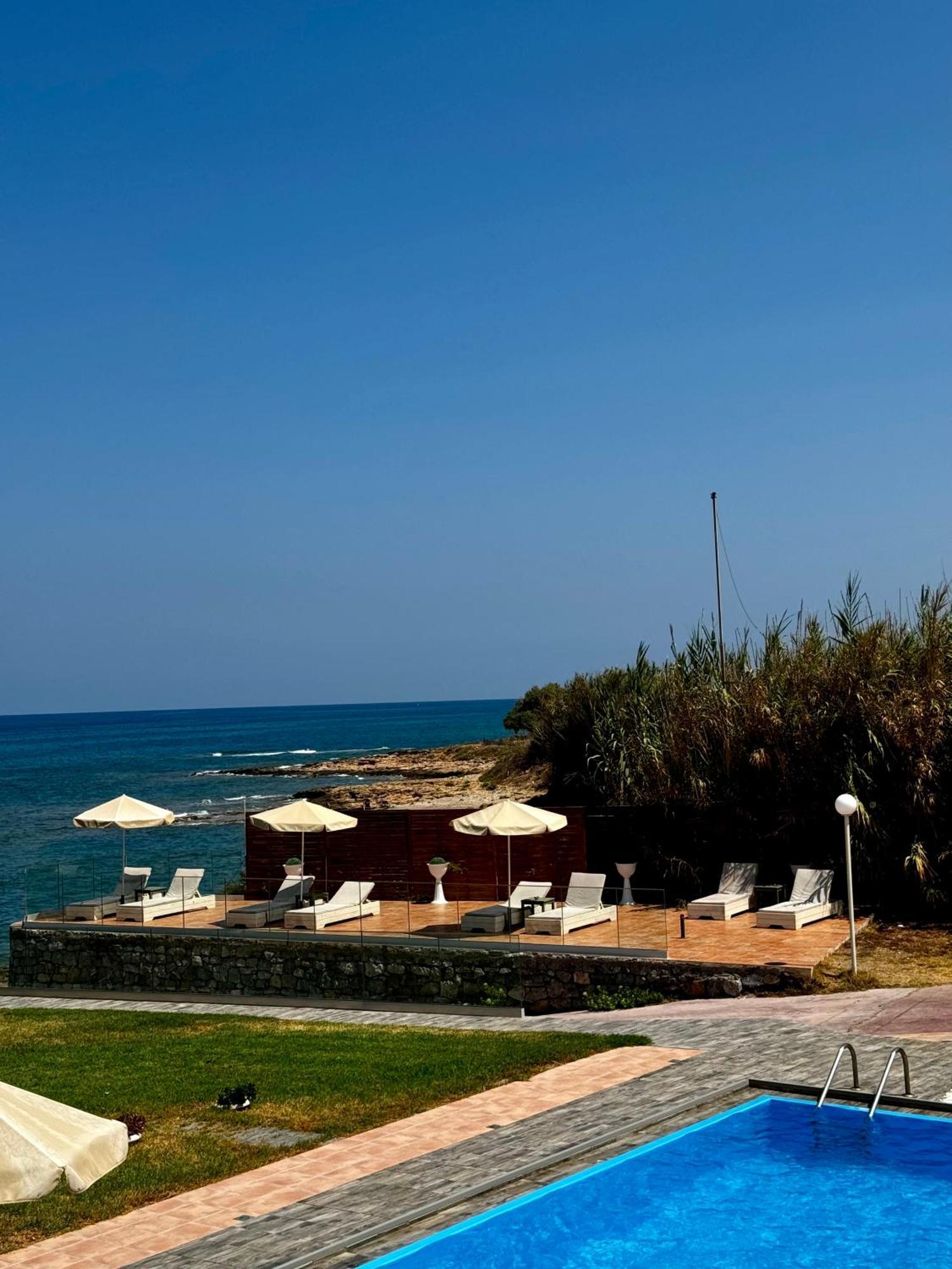 Nautica Hotel Apartments Stavromenos エクステリア 写真